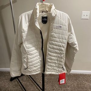 North face puffer jacket